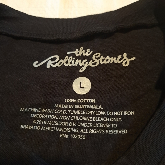 Rolling Stones women's size Large black shirt Bravado Merch 2019 NWT - Picture 2 of 3